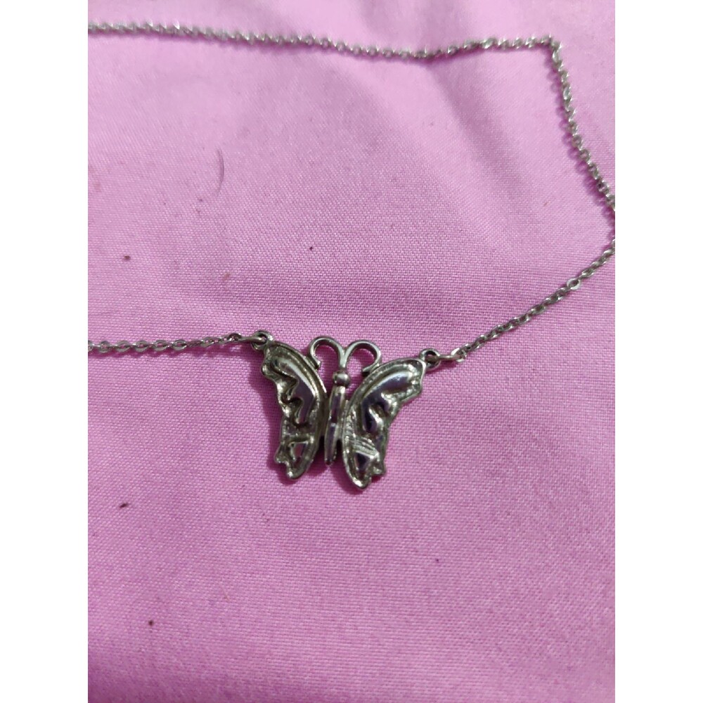 Cute girls butterfly necklace